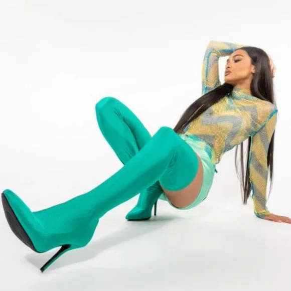 Green Azalea wang star stretch thigh high stiletto boot 💚 - Picture 3 of 4
